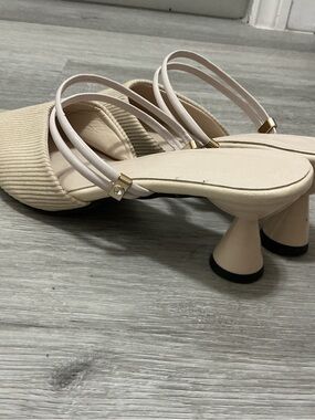 Elegant Cream Slingback Heels with Sculpted Block Heel